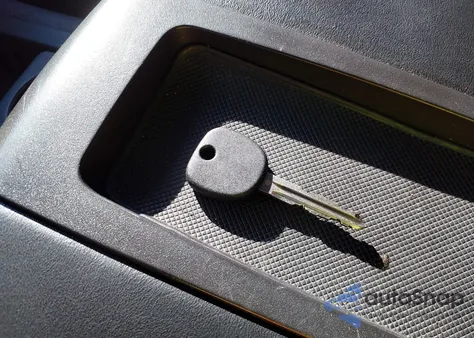 2008 Chevrolet Tahoe Lt z USA, uszkodzony, nr VIN 1GNFC13J58R187536